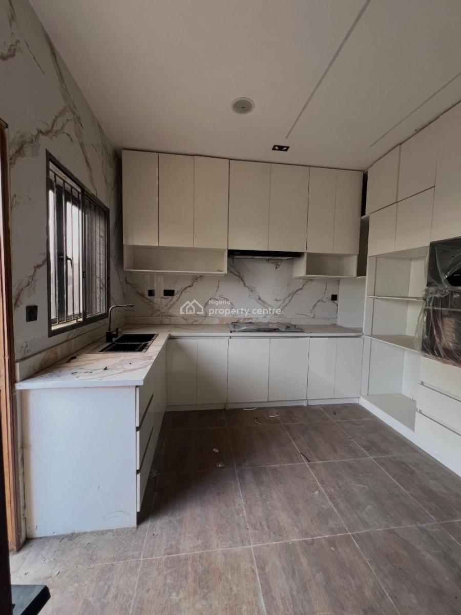 Fully Serviced 4 Bedroom Semi Detached Duplex with Bq!!, Lekki, Lekki Phase 1, Lekki, Lagos, Semi-detached Duplex for Rent