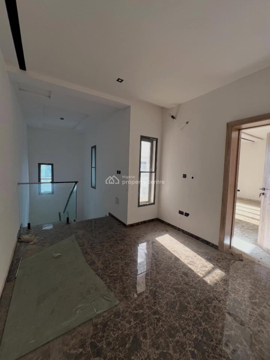 Fully Serviced 4 Bedroom Semi Detached Duplex with Bq!!, Lekki, Lekki Phase 1, Lekki, Lagos, Semi-detached Duplex for Rent