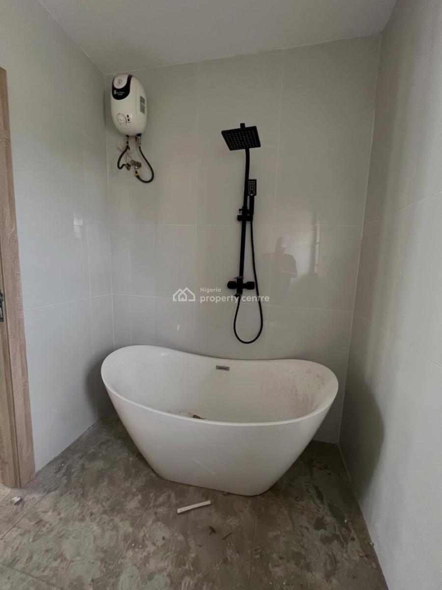Fully Serviced 4 Bedroom Semi Detached Duplex with Bq!!, Lekki, Lekki Phase 1, Lekki, Lagos, Semi-detached Duplex for Rent