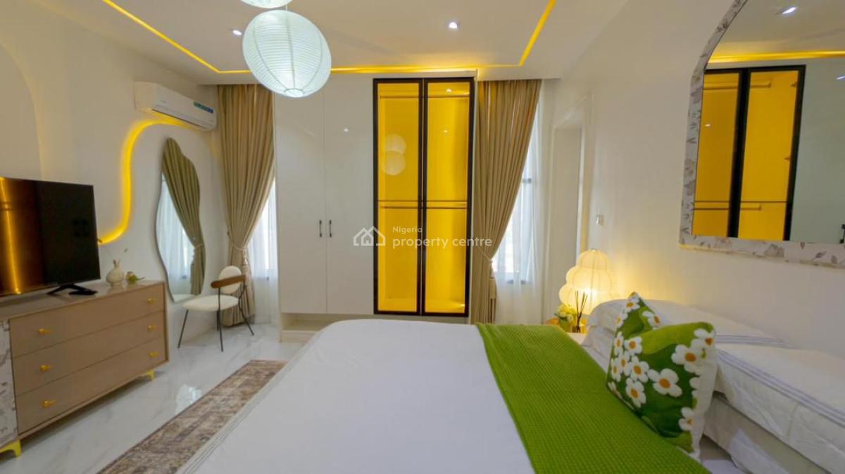 Luxurious 2 Bedroom Apartment, Lekki Phase 1, Lekki, Lagos, Flat / Apartment Short Let