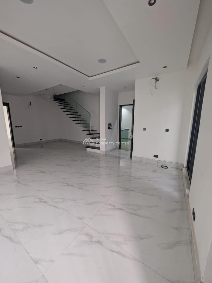 Luxury 3 Bedroom Penthouse with Bq, Pool & Gym, Ikeja Gra, Ikeja, Lagos, Flat / Apartment for Rent