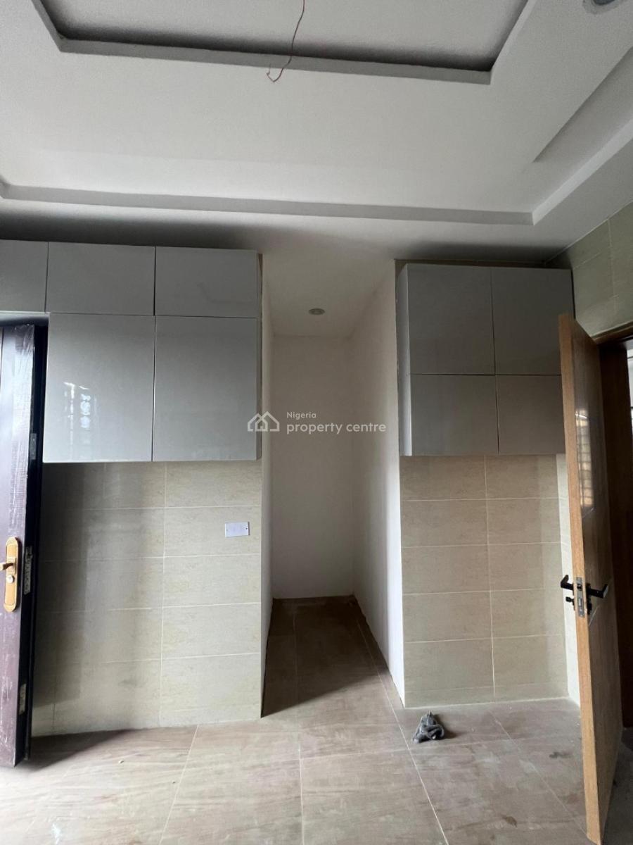 Luxurious 4 Bedroom Terrace Duplex Experience Premium Living in a Ser, Urban Prime Estate Abraham Adesanya, Lekki, Lagos, Terraced Duplex for Sale