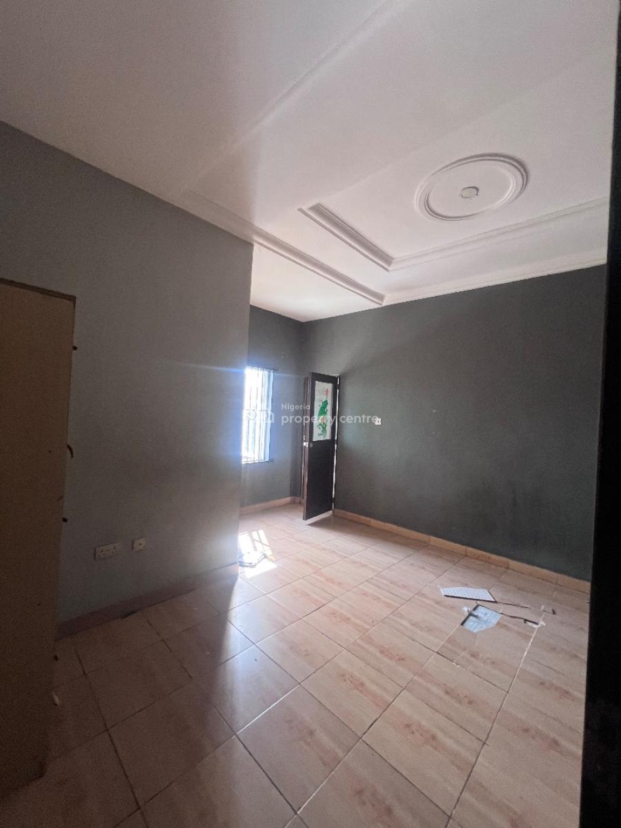 a Standard 2 Bedroom Flat, Mobile Road Ajah, Lekki Phase 2, Lekki, Lagos, Flat / Apartment for Rent