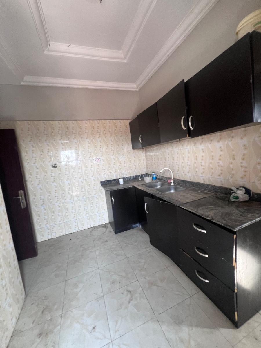 a Standard 2 Bedroom Flat, Mobile Road Ajah, Lekki Phase 2, Lekki, Lagos, Flat / Apartment for Rent