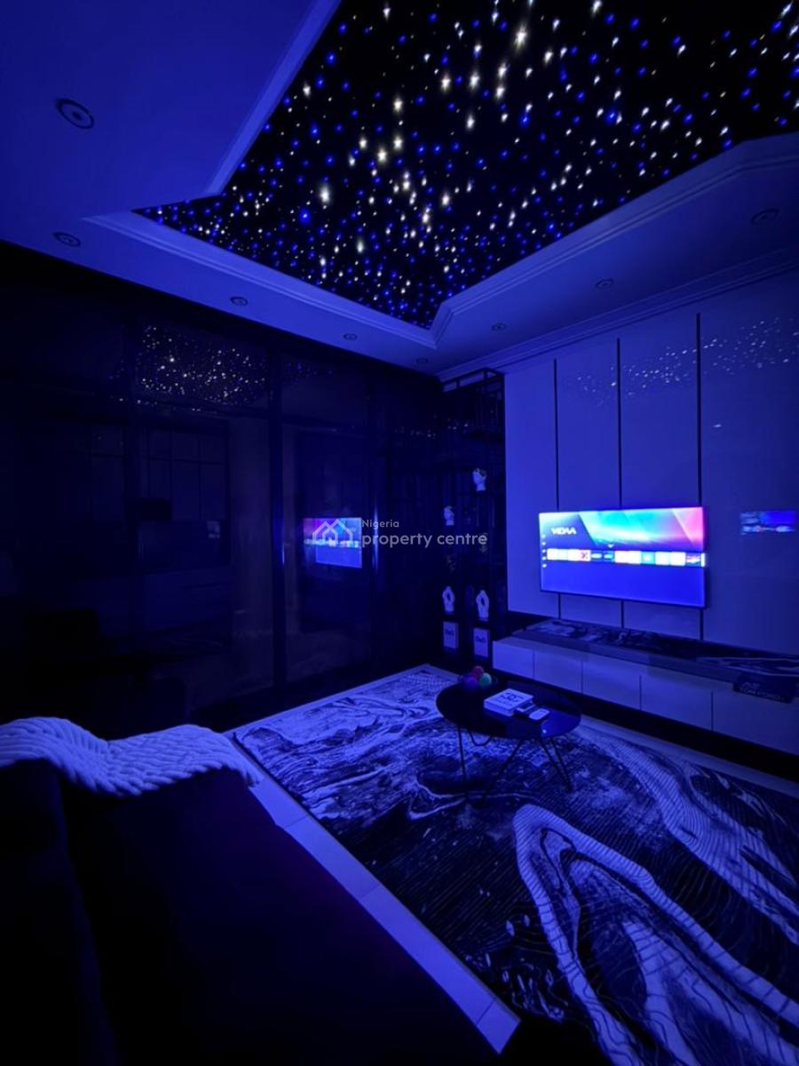Luxury One Bedroom with Bdsm Kit, Cinema and Jacuzzi, Chevron, Lekki, Lagos, Flat / Apartment Short Let