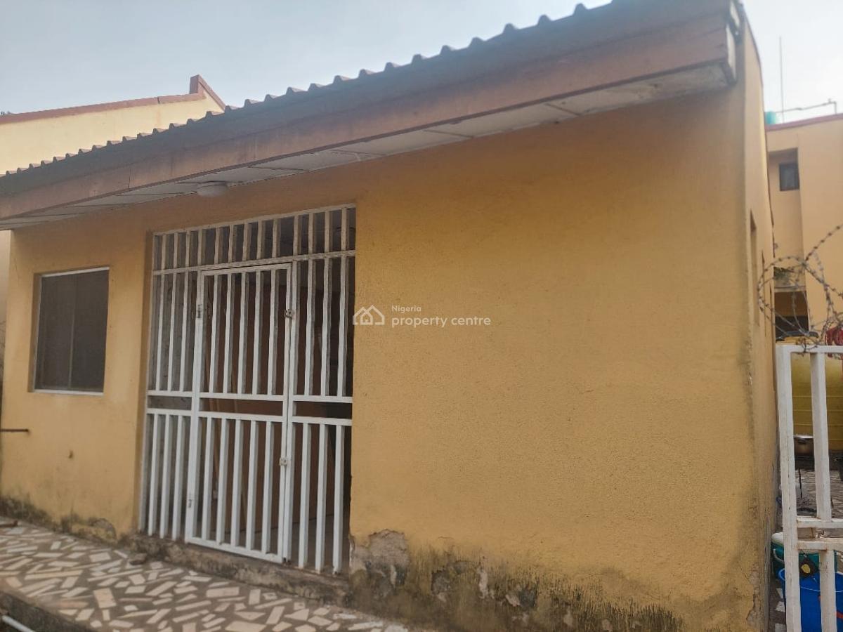 3 Bedroom Terrace Duplex with 2 Bedroom Bq, Jimmy Carter, Asokoro District, Abuja, Terraced Duplex for Sale