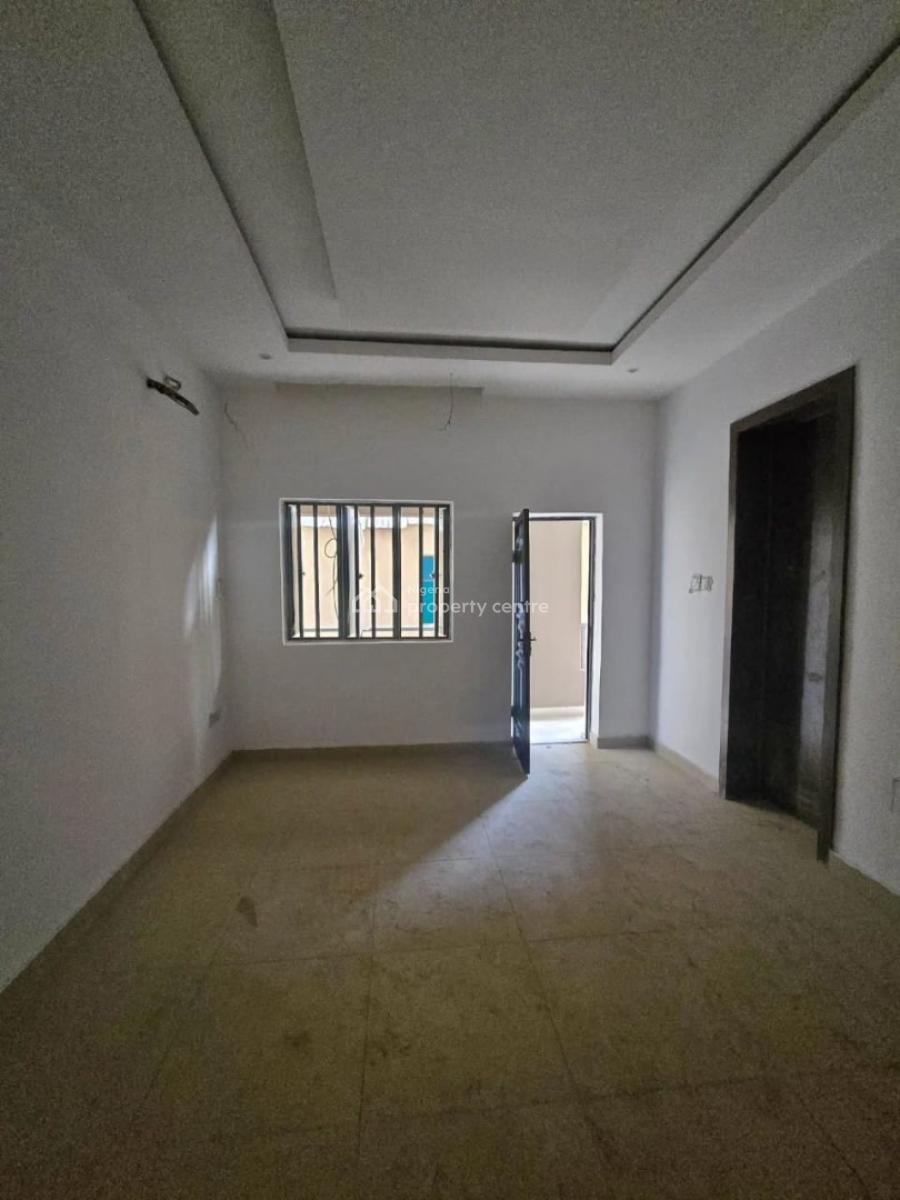 1 Bedroom Flat, Ikeja Gra, Ikeja, Lagos, Mini Flat (room and Parlour) for Sale