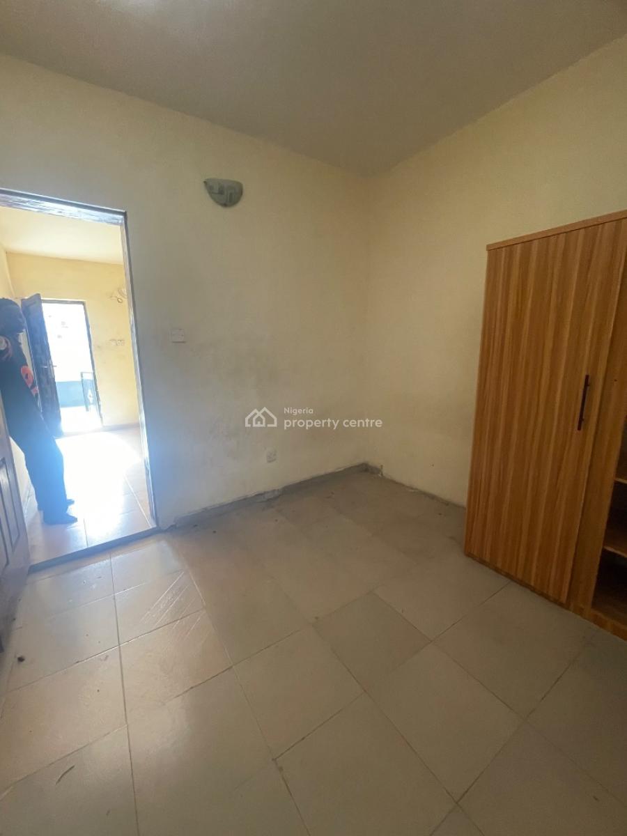 One Bedroom and Palour ( Mini Flat), Bashorun Estate, Majek Bus-stop, Sangotedo, Ajah, Lagos, Mini Flat (room and Parlour) for Rent