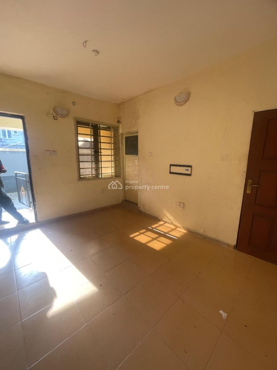 One Bedroom and Palour ( Mini Flat), Bashorun Estate, Majek Bus-stop, Sangotedo, Ajah, Lagos, Mini Flat (room and Parlour) for Rent