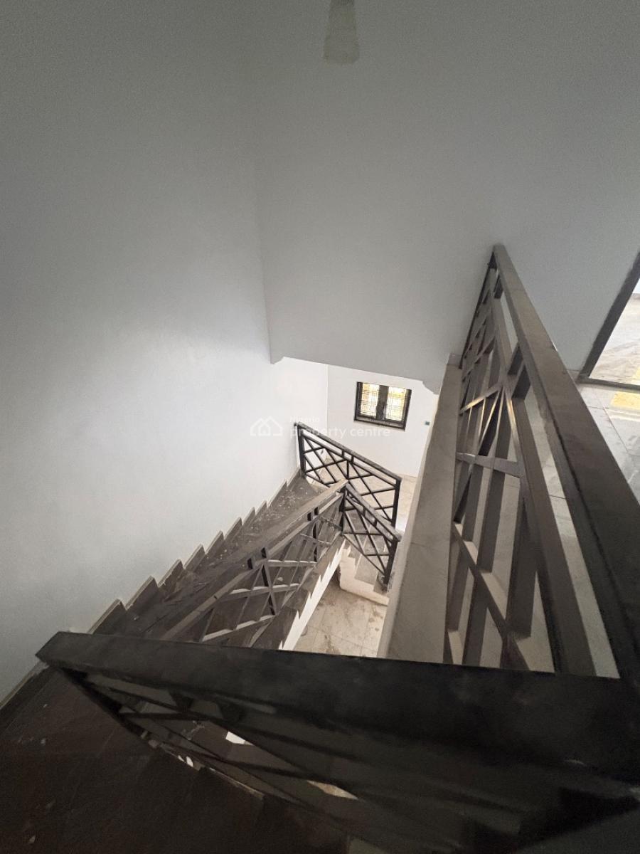 Standard 4-bedroom Duplex, Von Axis, Lugbe District, Abuja, Terraced Duplex for Rent