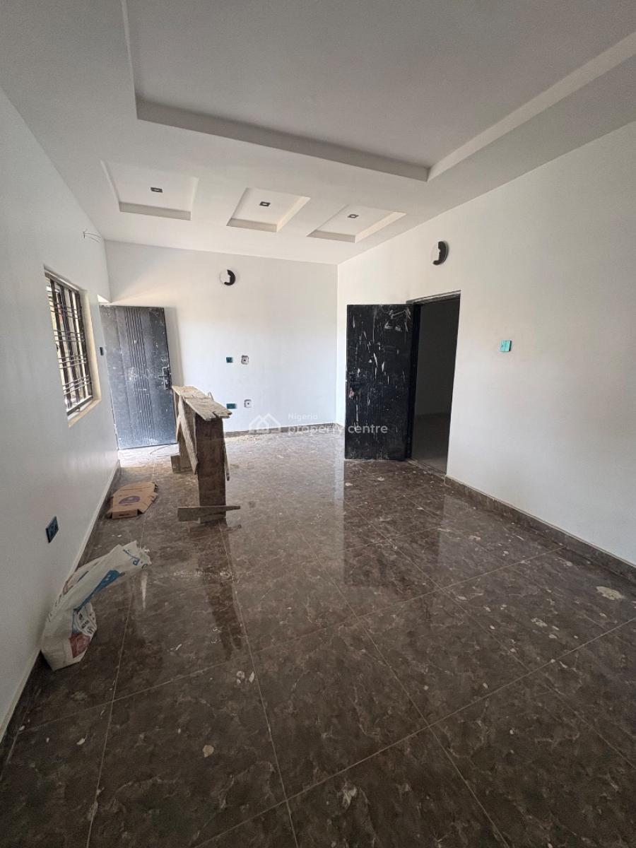 Standard 4-bedroom Duplex, Von Axis, Lugbe District, Abuja, Terraced Duplex for Rent