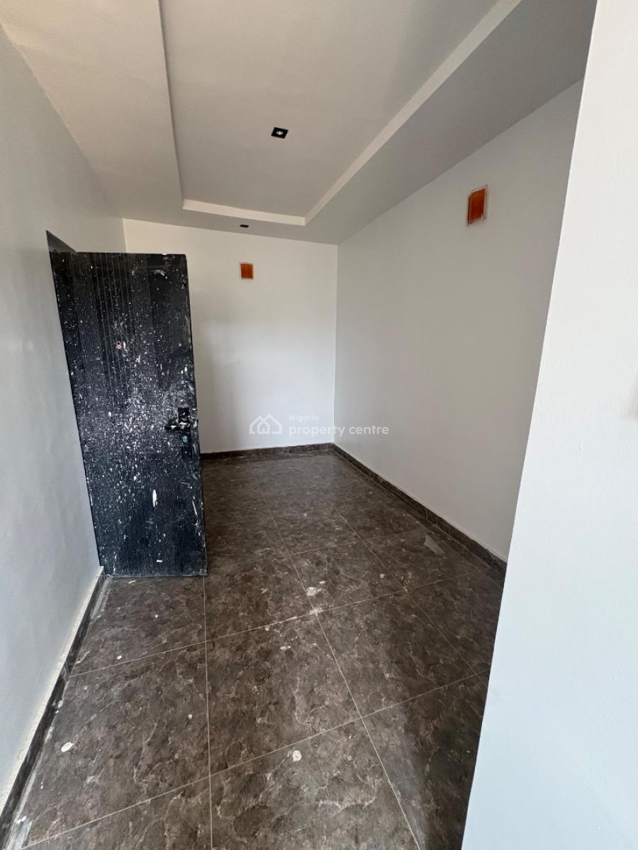 Standard 4-bedroom Duplex, Von Axis, Lugbe District, Abuja, Terraced Duplex for Rent