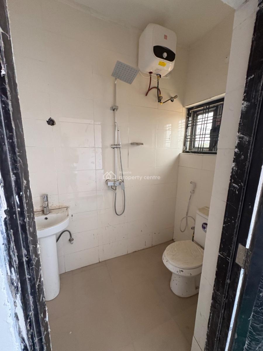 Standard 4-bedroom Duplex, Von Axis, Lugbe District, Abuja, Terraced Duplex for Rent