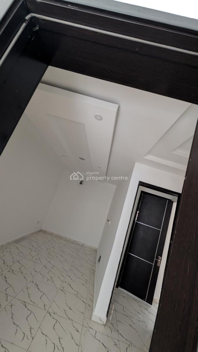 Modern 4-bedroom Duplex with Fitted Kitchen, Orchid Road, Lekki, Lagos, Terraced Duplex for Rent
