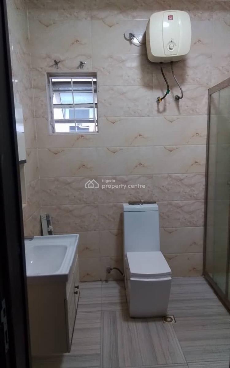 5 Bedrooms Semi-detached Duplex with a Room Bq and Balcony, Chevron Alternative, Lekki, Lagos, Semi-detached Duplex for Rent