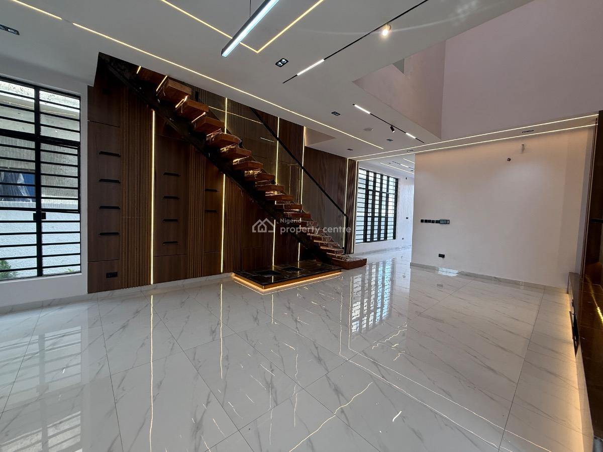 5 Bedroom Detached Available, Ikota, Lekki, Lagos, Detached Duplex for Sale