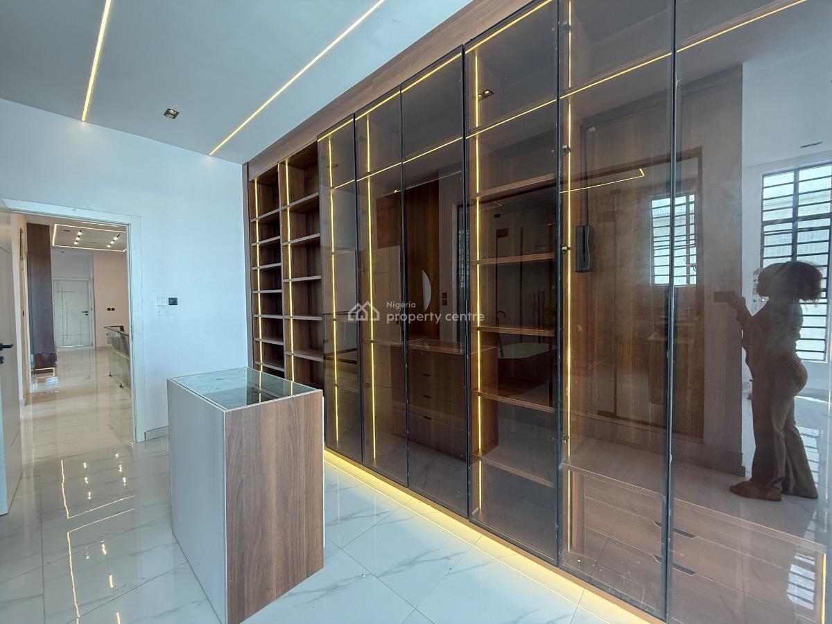 5 Bedroom Detached Available, Ikota, Lekki, Lagos, Detached Duplex for Sale