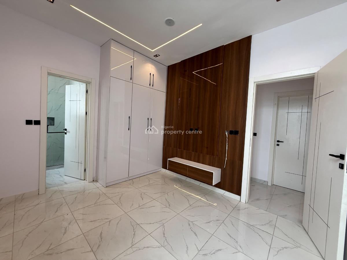 5 Bedroom Detached Available, Ikota, Lekki, Lagos, Detached Duplex for Sale