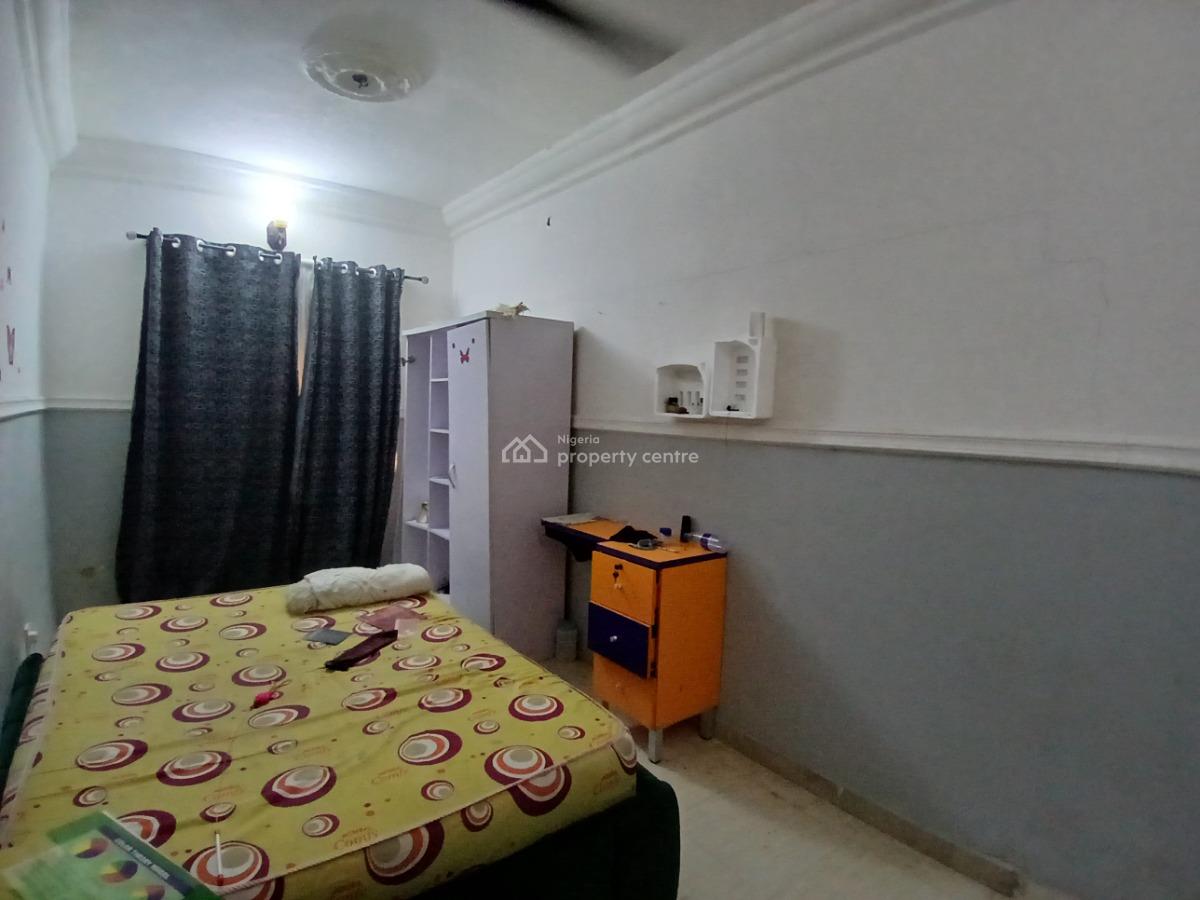 a Room in a Shared Apartment, Idowu Estate, Okera Nla, Off Ado Road Ajah, Ajah, Lagos, Flat / Apartment for Rent
