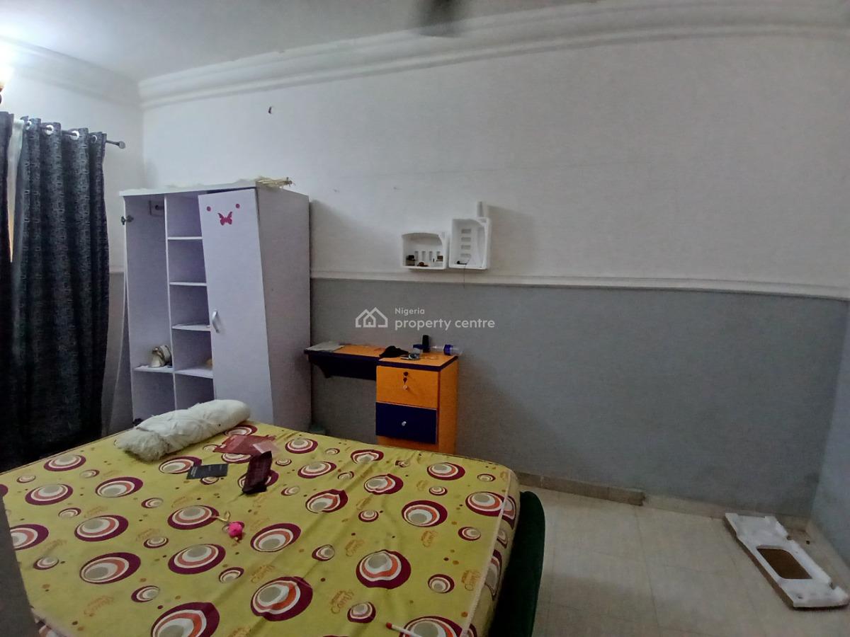 a Room in a Shared Apartment, Idowu Estate, Okera Nla, Off Ado Road Ajah, Ajah, Lagos, Flat / Apartment for Rent