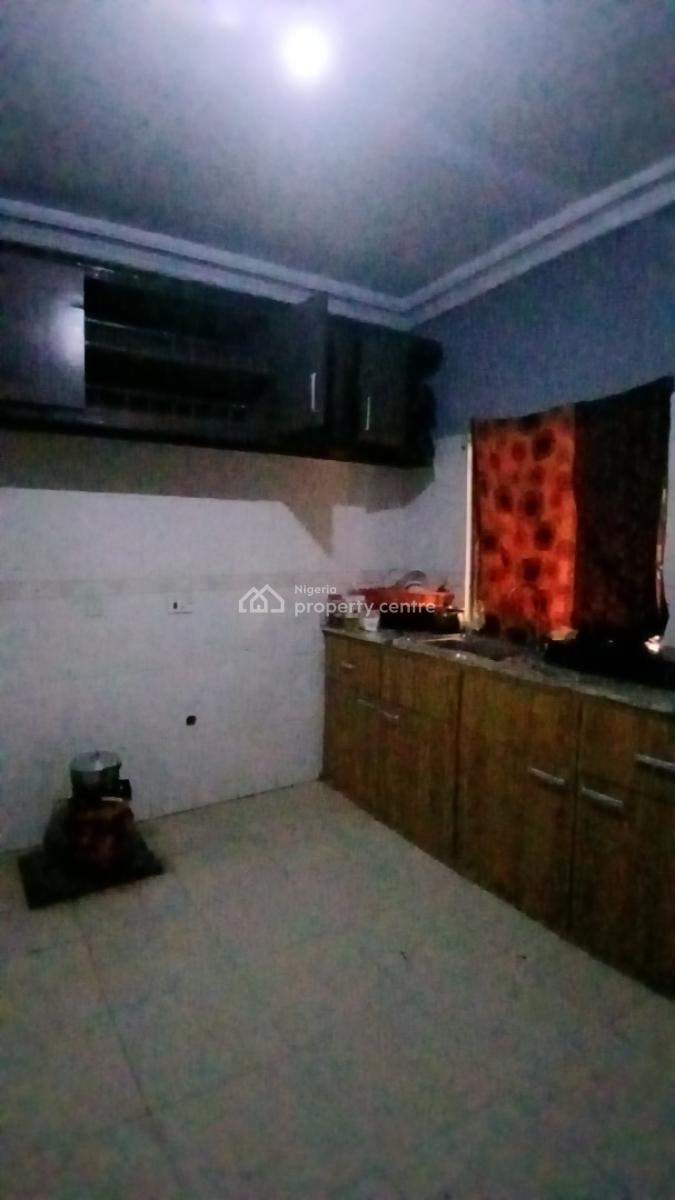 a Room in a Shared Apartment, Idowu Estate, Okera Nla, Off Ado Road Ajah, Ajah, Lagos, Flat / Apartment for Rent