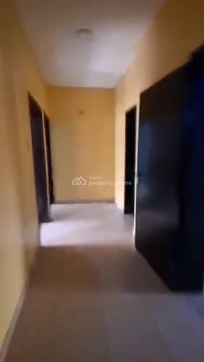 Splendid & Spacious 3 Bedroom Apartment  in an Estate, Off College Road, Ogba, Ogba, Ikeja, Lagos, Flat / Apartment for Rent