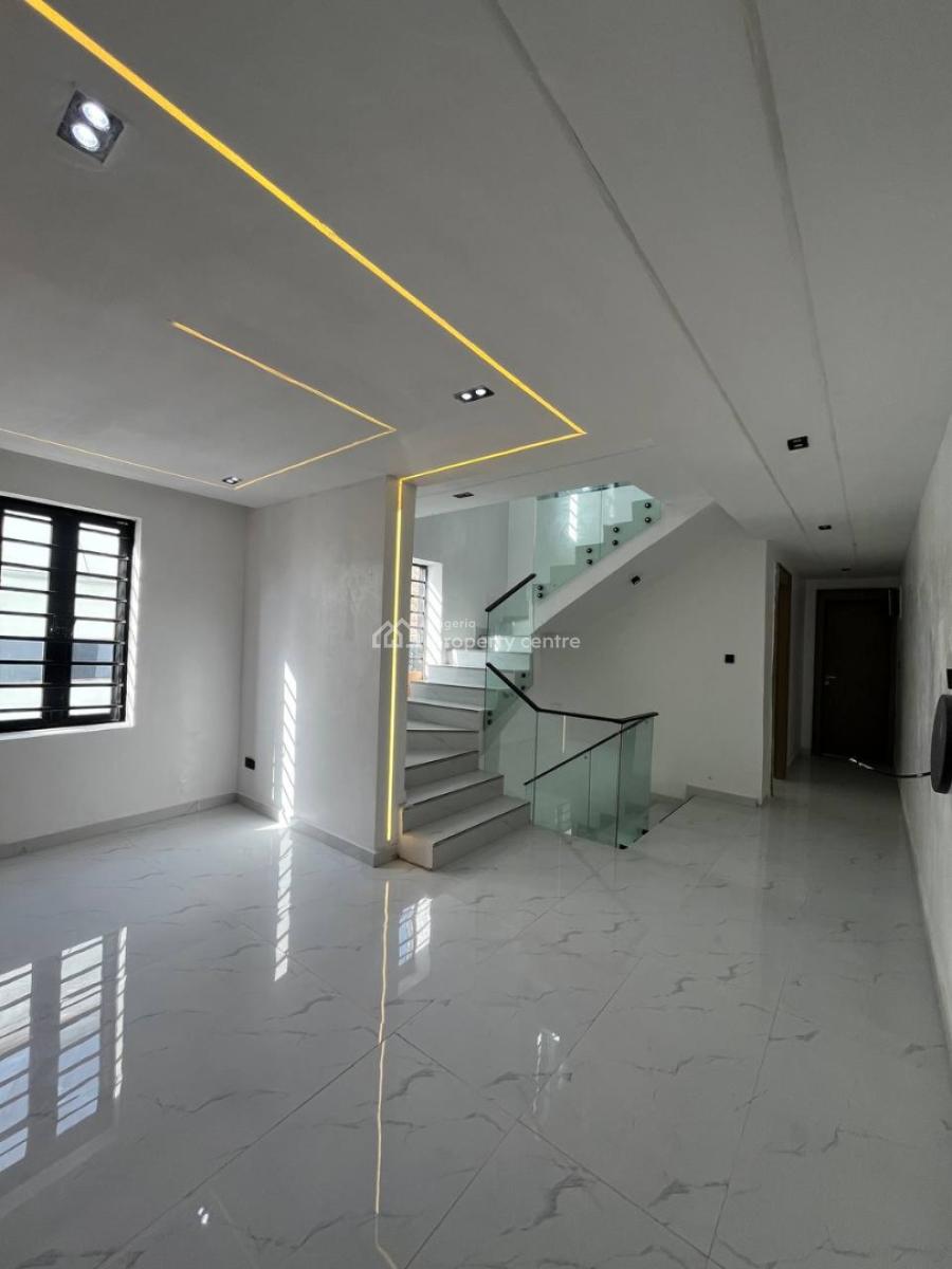 5 Bedroom Detached House with a Room Bq, Vgc, Lekki, Lagos, Detached Duplex for Sale