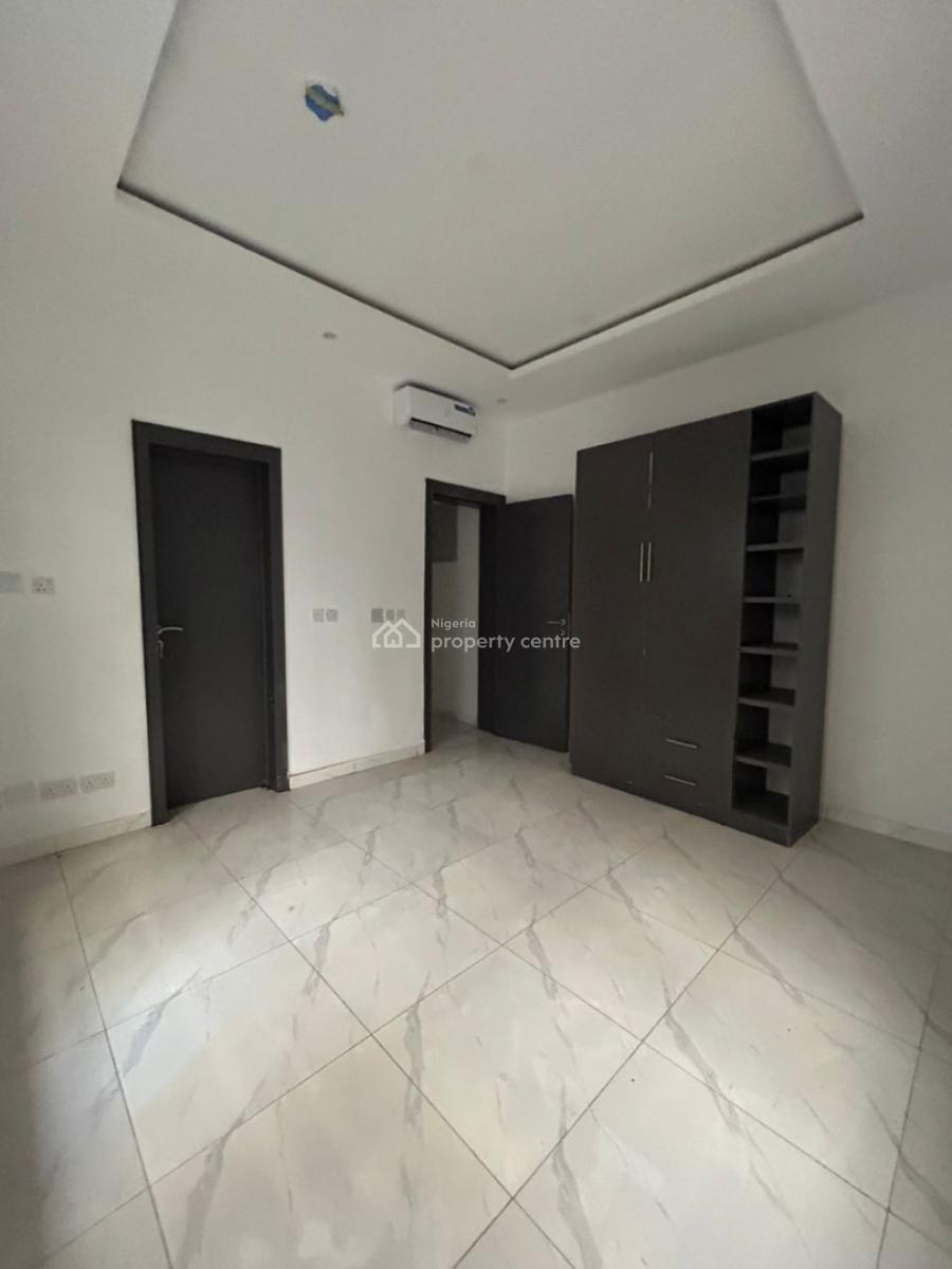 2 Bedroom Apartment in Lekki, Lekki, Lagos, Flat / Apartment for Sale