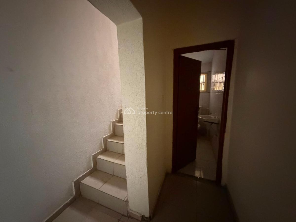 3bedroom Terraced Duplex with a Room Self Contained Bq, Off International Airport Road Ajao Estate, Isolo, Lagos, Terraced Duplex for Sale