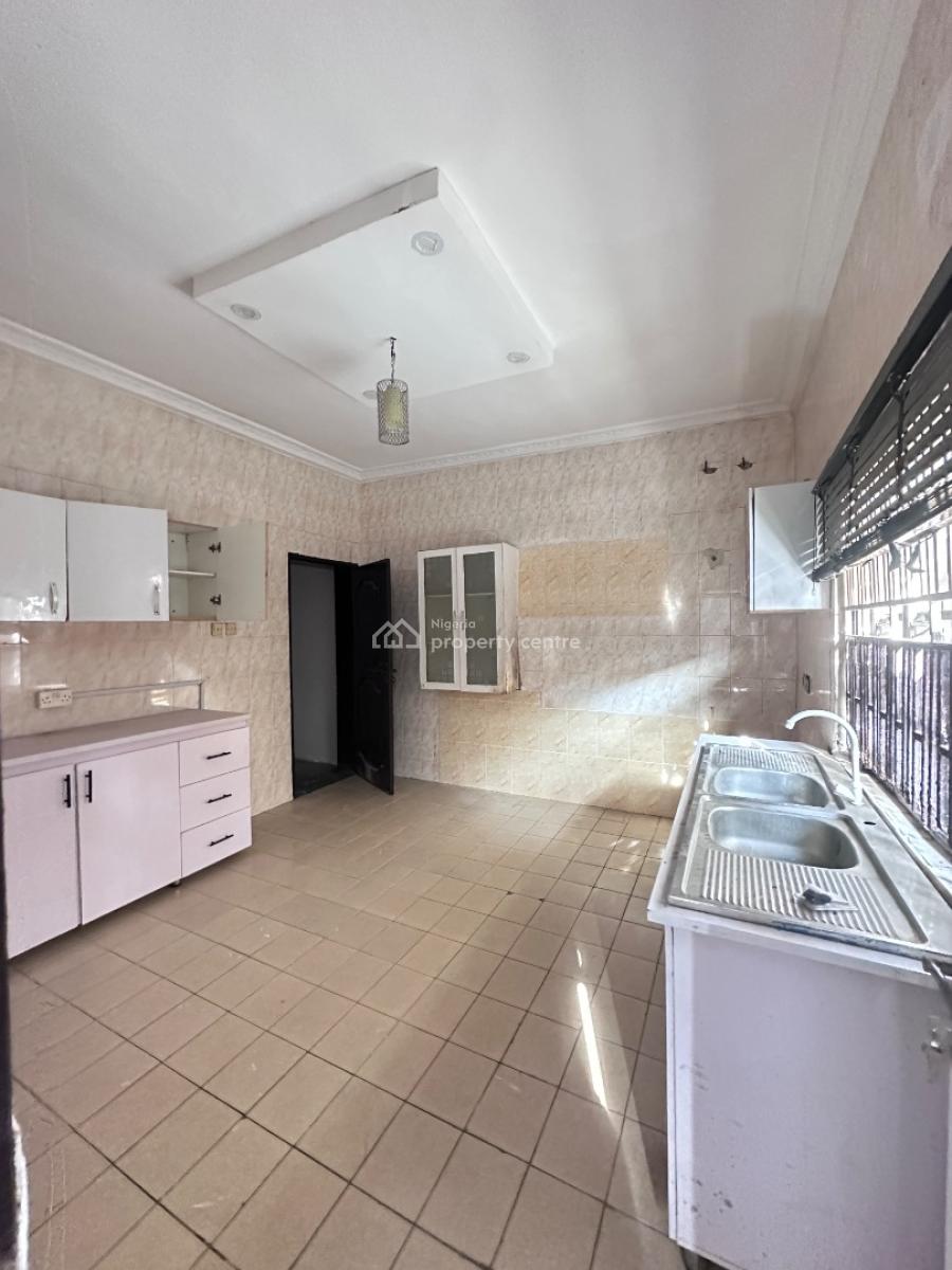 Modern Studio Apartment, Off Omonirire Johnson, Lekki Phase 1, Lekki, Lagos, Flat / Apartment for Rent