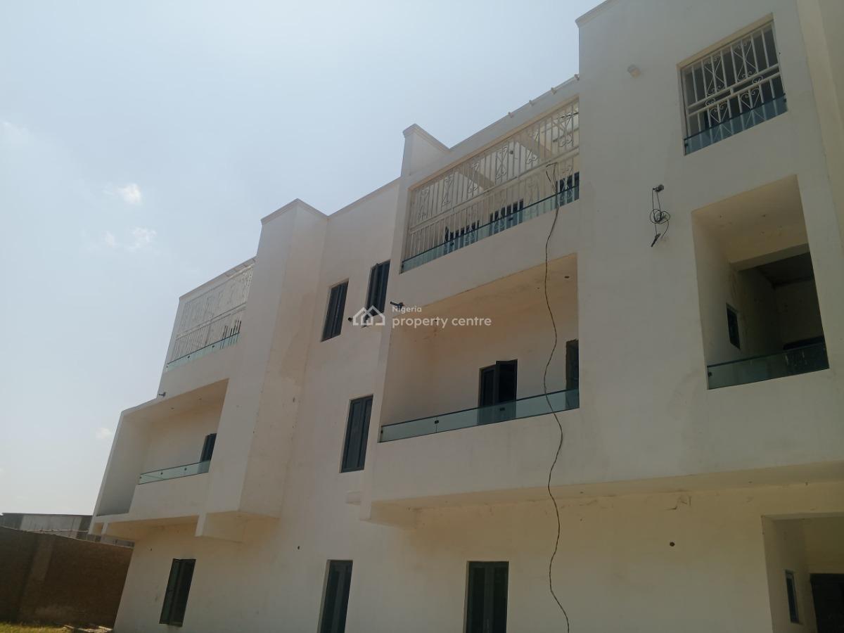 Luxurious 3-bedroom Block of Flats, Lifecamp Main, Life Camp, Abuja, Flat / Apartment for Sale