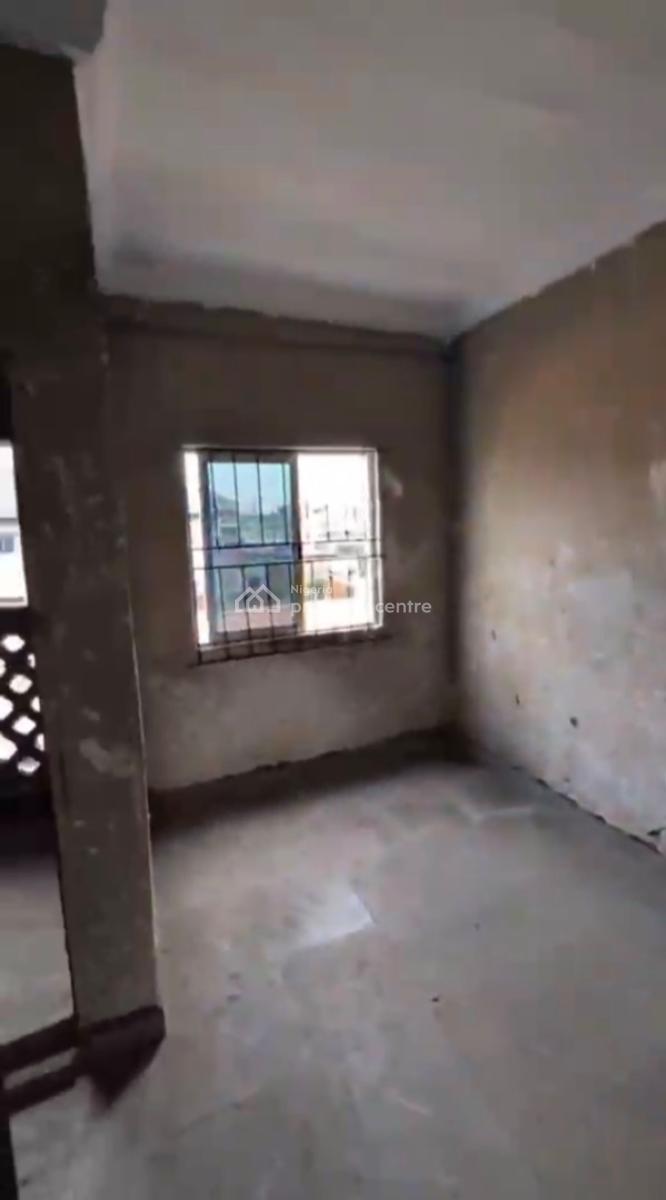 Room Self Contain, Oworonshoki, Shomolu, Lagos, Self Contain (single Rooms) for Rent