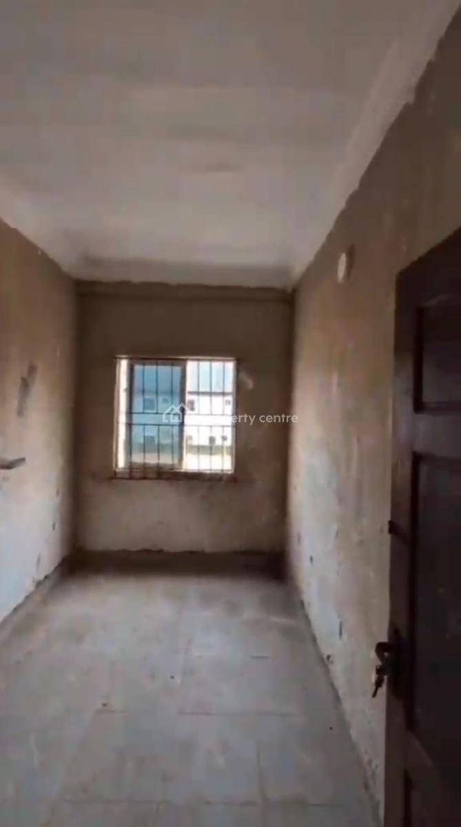 Room Self Contain, Oworonshoki, Shomolu, Lagos, Self Contain (single Rooms) for Rent