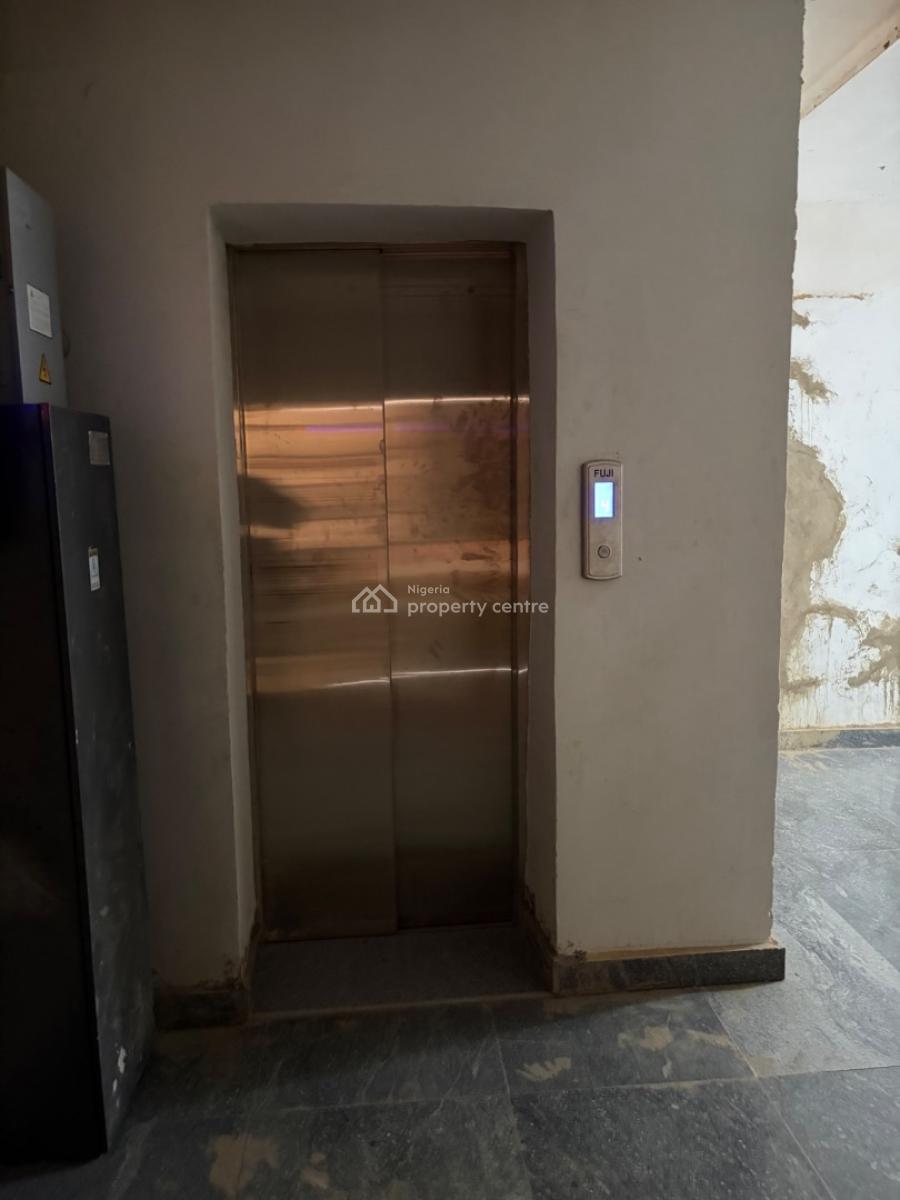 Massive 2 Bedroom Penthouse Available, Mabushi, Abuja, Flat / Apartment for Sale