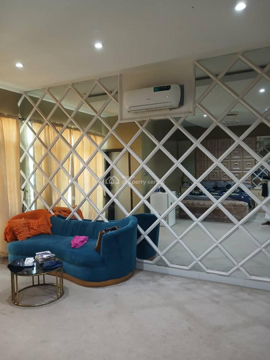 Fully Furnished 3bedroom. Penthouse at Ikeja G4a, Ikeja Gra, Ikeja Gra, Ikeja, Lagos, Flat / Apartment for Rent