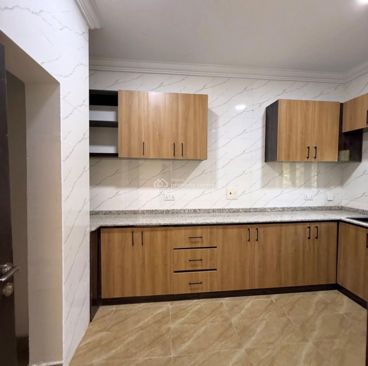 Spacious 3-bedroom Apartment with Bq, Katampe (main), Katampe, Abuja, Flat / Apartment for Sale