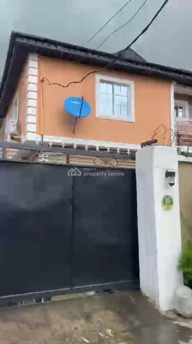 Spacious and Clean Well Maintain 3 Bedroom Apartment Graceland Estate, Graceland Estate Opposite Ajipe Police Station, Ajah, Lagos, Flat / Apartment for Rent