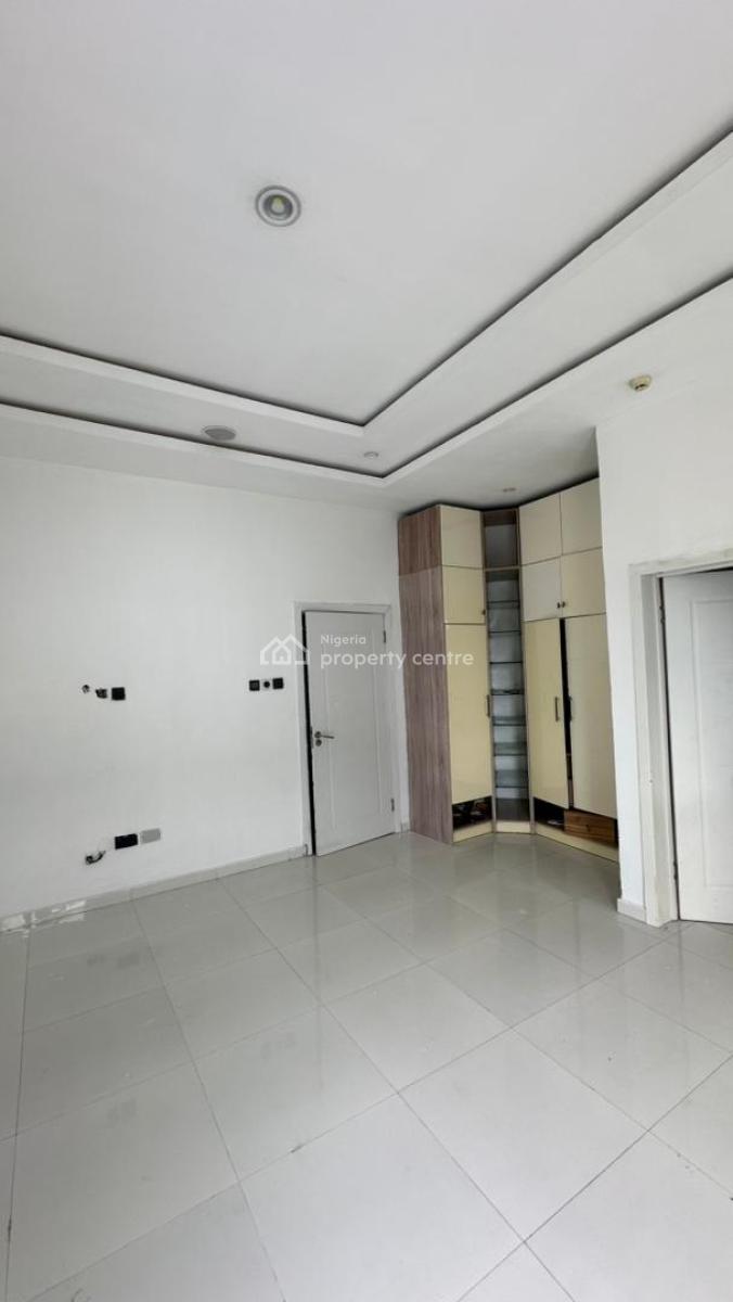 Fully Serviced 4-bed Luxury House, Beside Pinnock Beach Estate, Osapa, Lekki, Lagos, Terraced Duplex for Rent