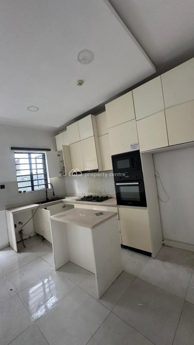 Fully Serviced 4-bed Luxury House, Beside Pinnock Beach Estate, Osapa, Lekki, Lagos, Terraced Duplex for Rent
