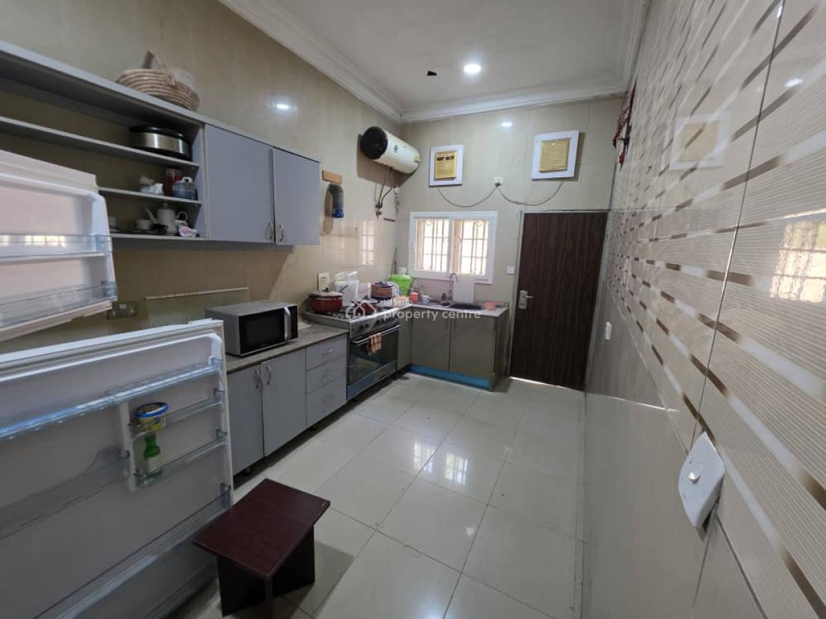 Well-maintained Stand Alone 3beds  with a 2-room Self-contain Unit, Kado, Abuja, Detached Bungalow for Rent
