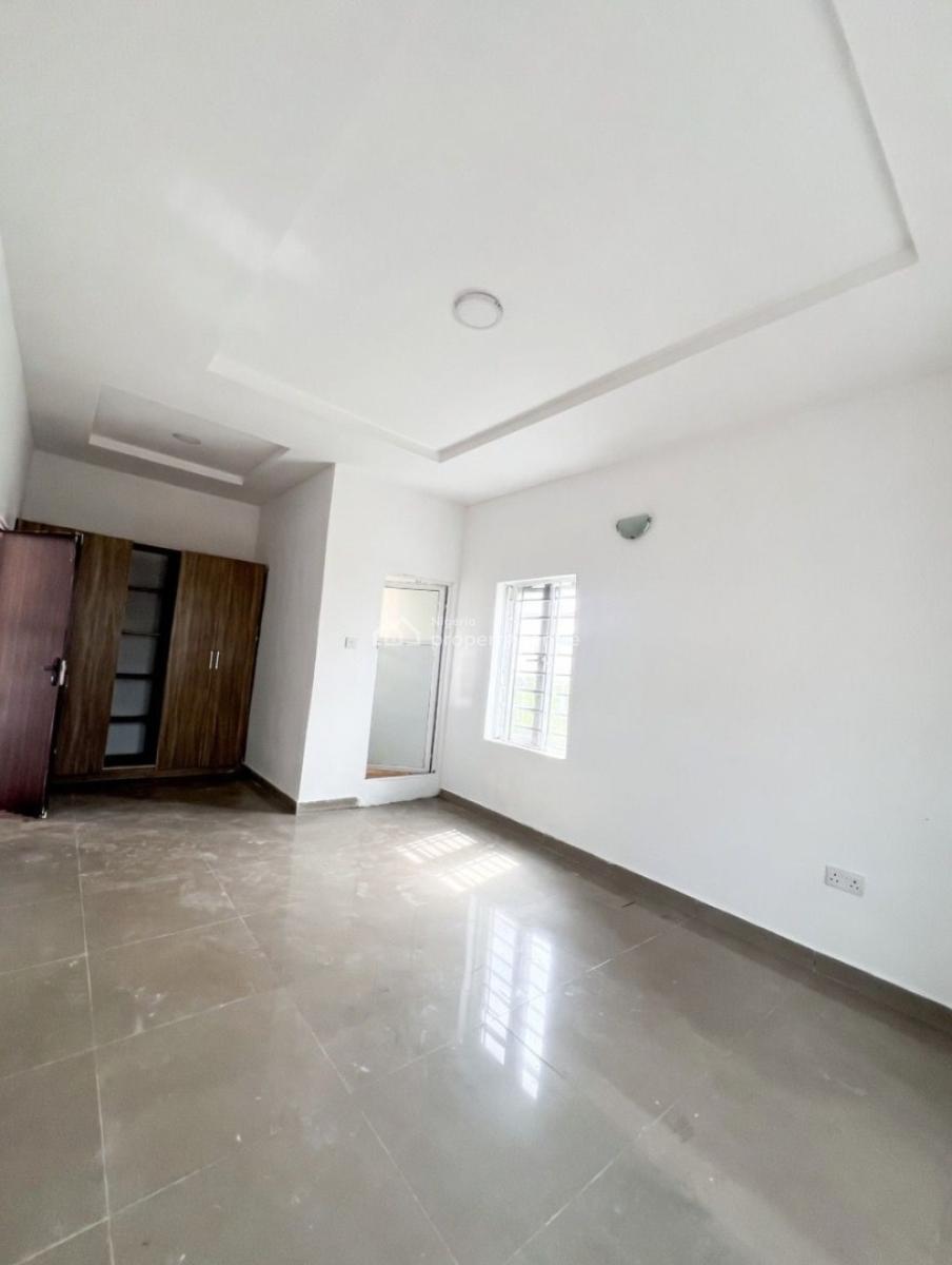 a Spacious Room and Parlor, Before Novare Shoprite Sangotedo, Lekki Phase 2, Lekki, Lagos, Mini Flat (room and Parlour) for Rent