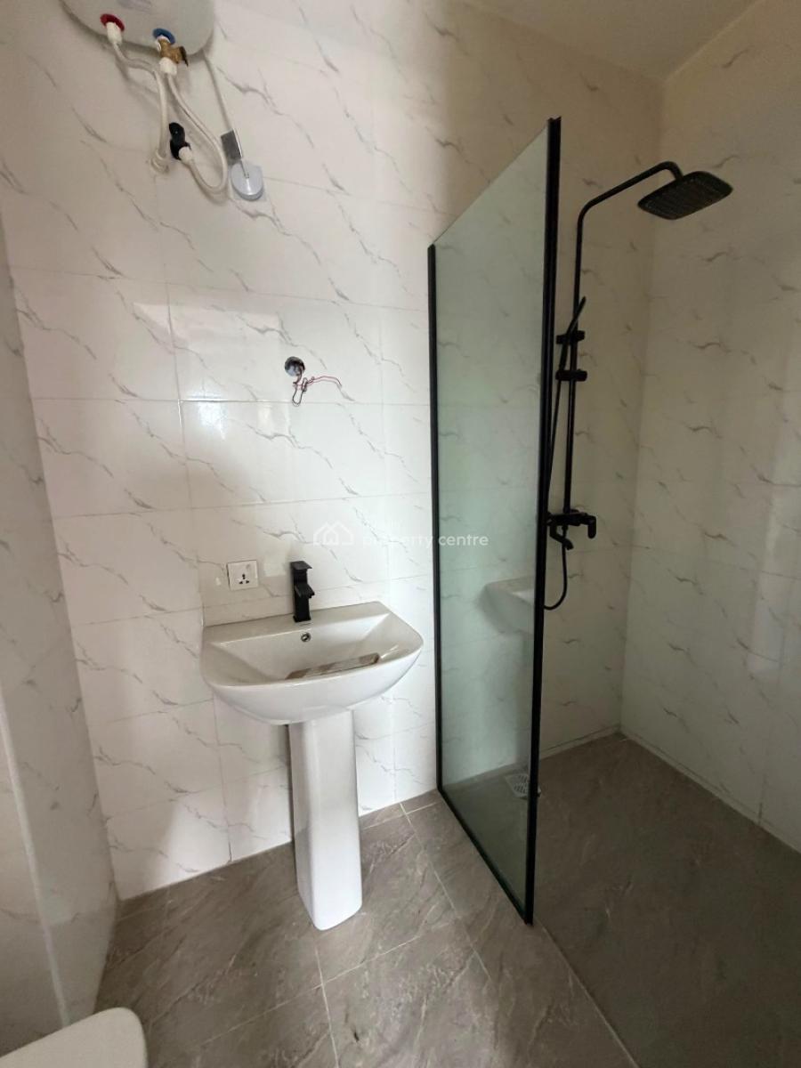 3 Bedrooms, Lekki Phase 1, Lekki, Lagos, Flat / Apartment for Rent