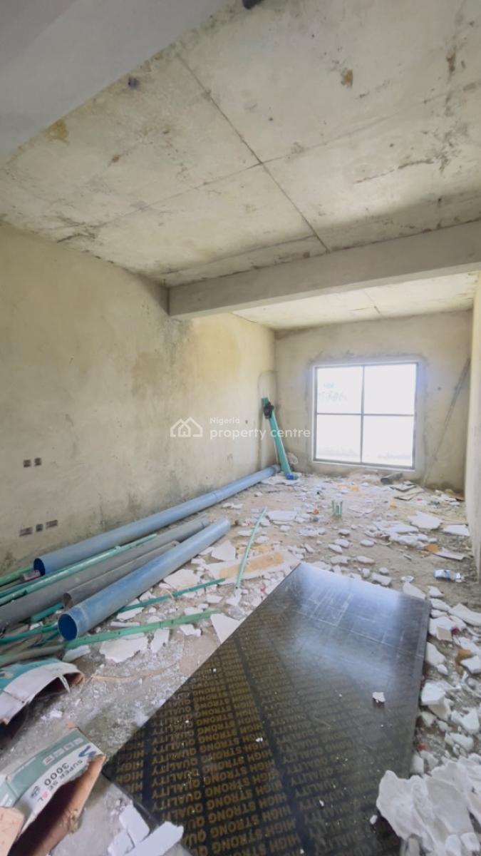 Distress, Brand New 2 Bedroom  Apartment (carcass), Ogidan, Ajah, Lagos, Flat / Apartment for Sale
