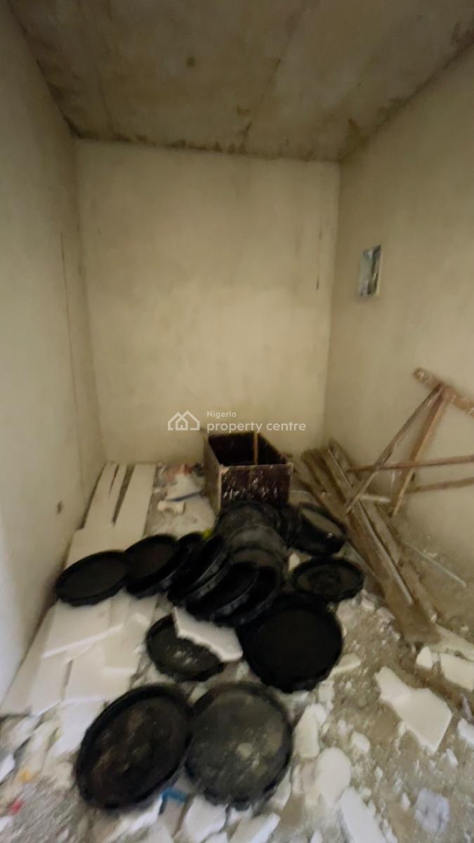 Distress, Brand New 2 Bedroom  Apartment (carcass), Ogidan, Ajah, Lagos, Flat / Apartment for Sale