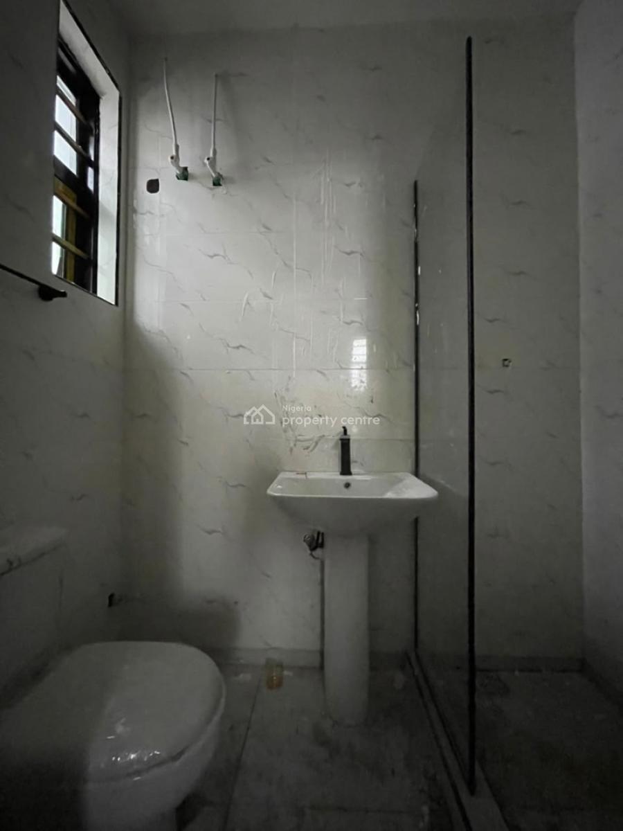 Lovely 2 Bedroom Apartment, Lekki Expressway, Lekki, Lagos, Flat / Apartment for Rent