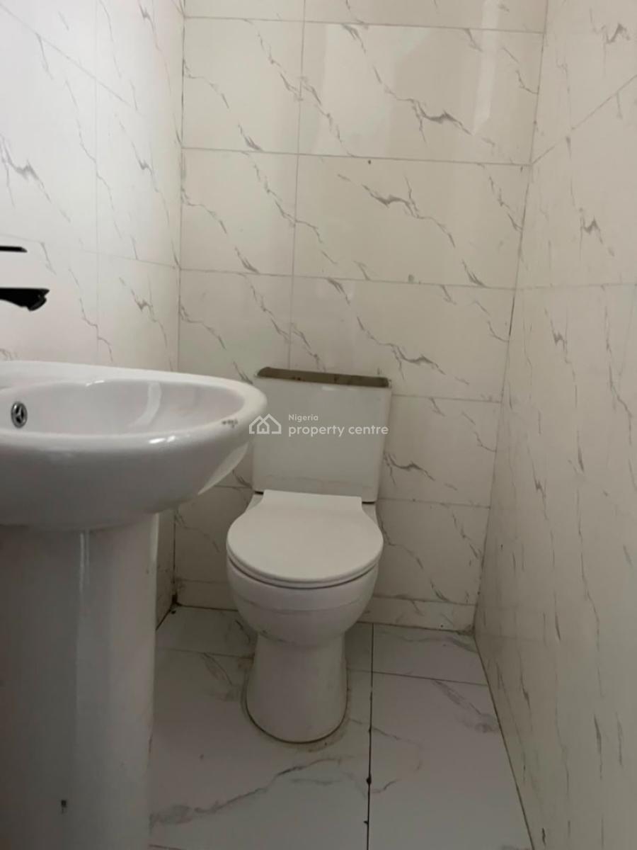 Lovely 2 Bedroom Apartment, Lekki Expressway, Lekki, Lagos, Flat / Apartment for Rent