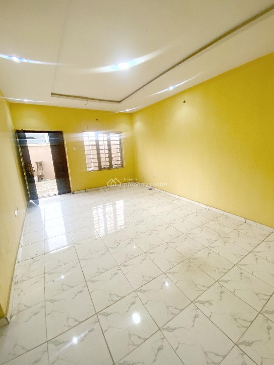 Luxury 2 Bedroom Flat, Extension, Omole Phase 2, Ikeja, Lagos, Flat / Apartment for Rent