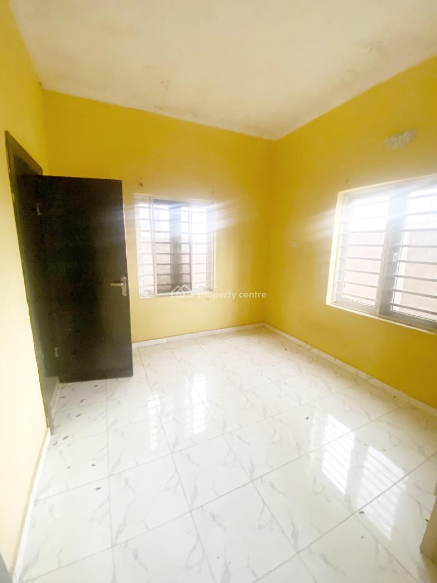 Luxury 2 Bedroom Flat, Extension, Omole Phase 2, Ikeja, Lagos, Flat / Apartment for Rent