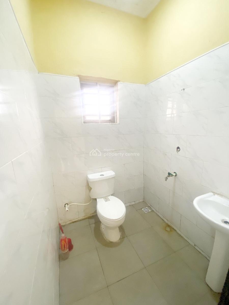 Luxury 2 Bedroom Flat, Extension, Omole Phase 2, Ikeja, Lagos, Flat / Apartment for Rent