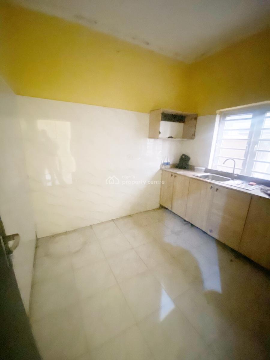 Luxury 2 Bedroom Flat, Extension, Omole Phase 2, Ikeja, Lagos, Flat / Apartment for Rent